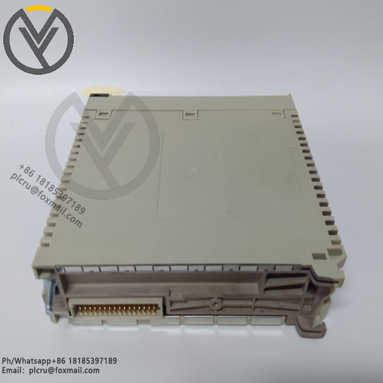 Schneider Electric MAX-4/11/03/128/08/1/1/00 PACDRIVE Contro